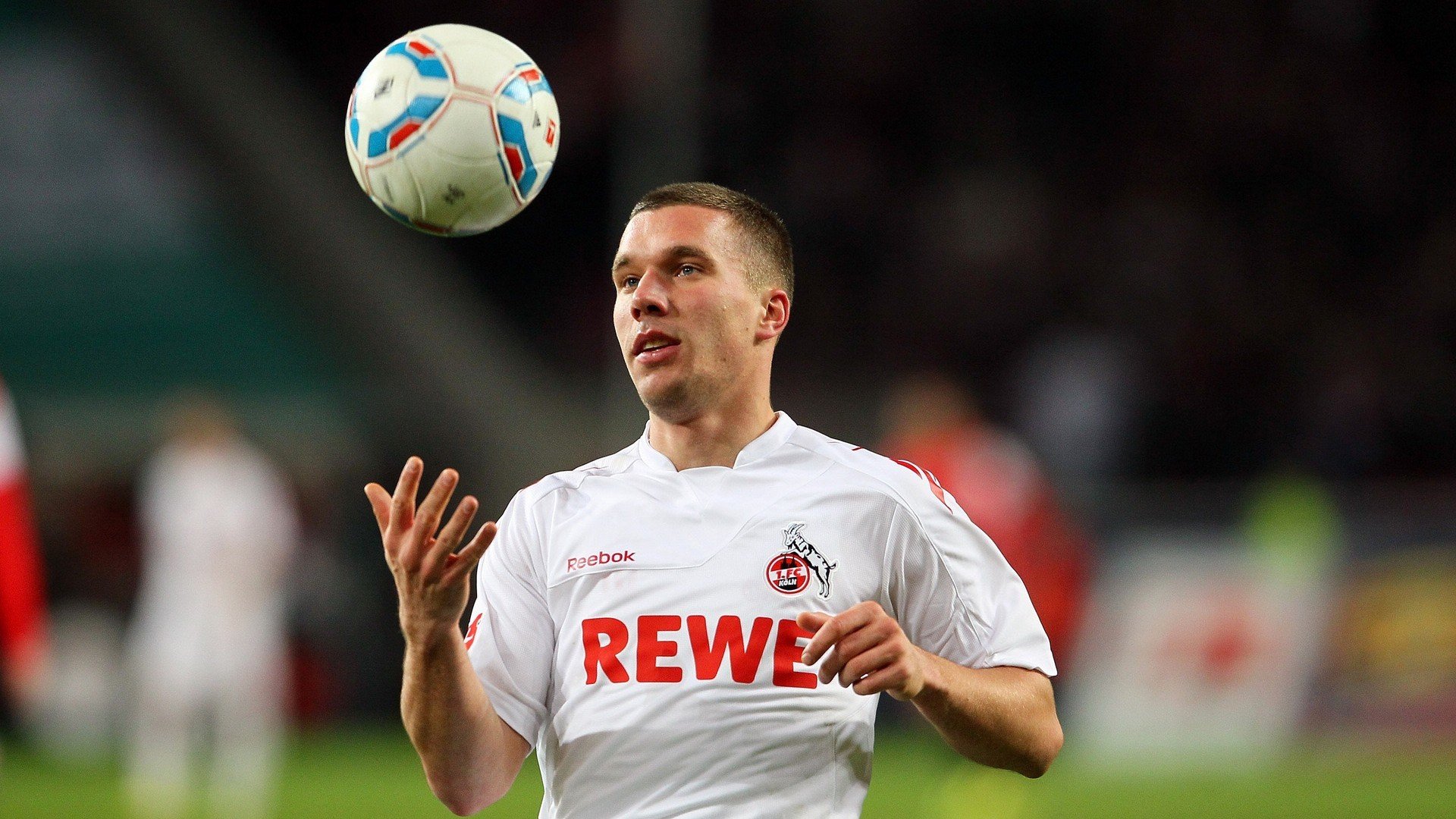 “足球+文化+旅游”深度融合的新生态在多地开花结果，行业迎来黄金期