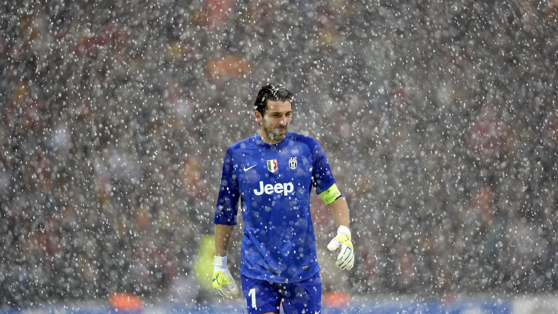 “青训营地举办技术大赛，发现潜力新星”，青训基地