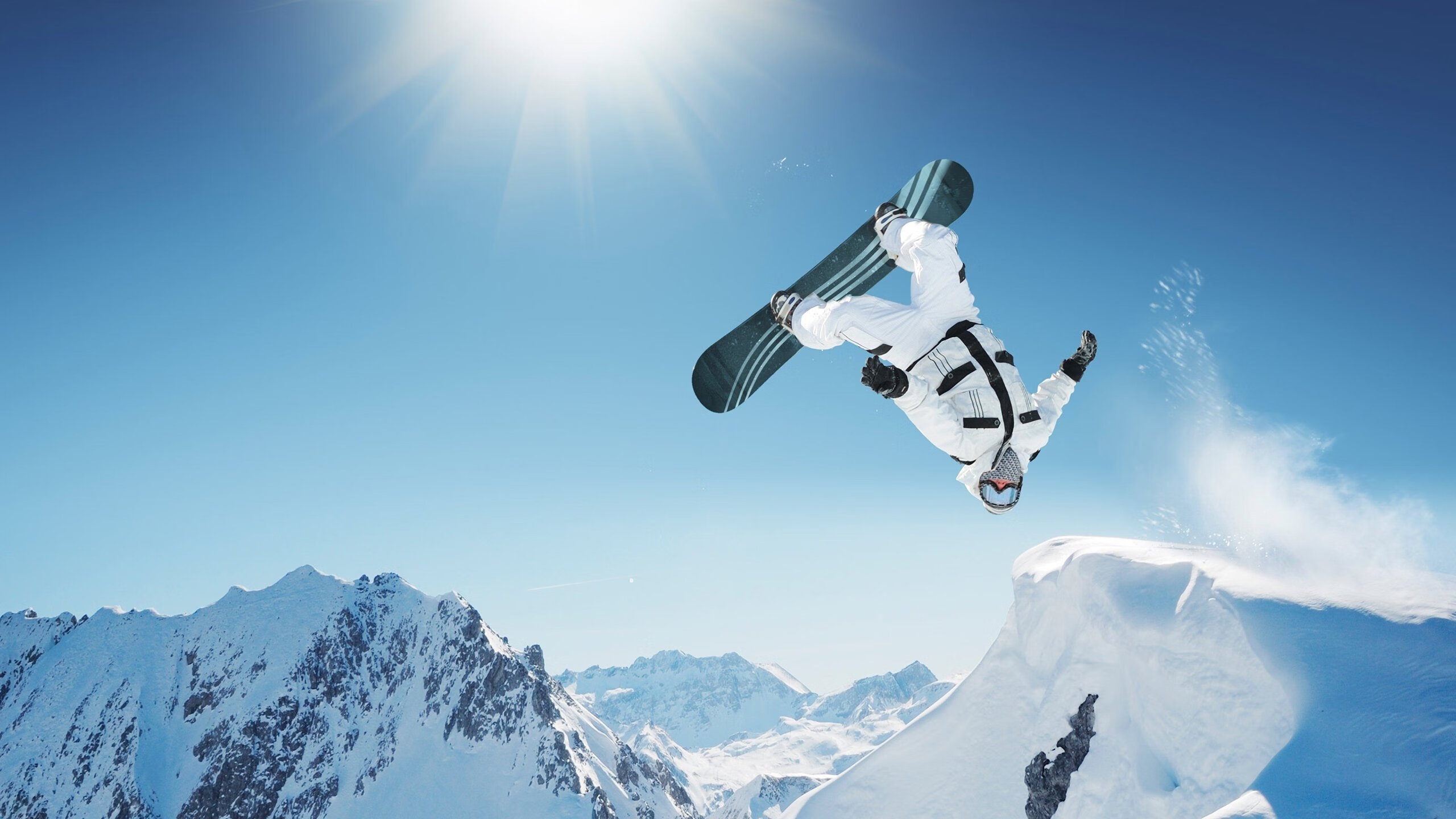 电竞解说的幕后故事：如何准备比赛解说与提升专业能力，电竞解说内容